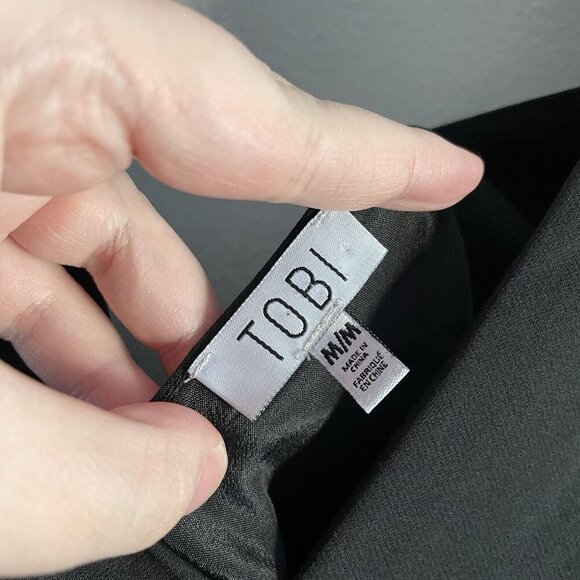 Tobi Women Size M Black Plunge V-Neck Sleeveless Side Cutout Mini Dress - Picture 5 of 9